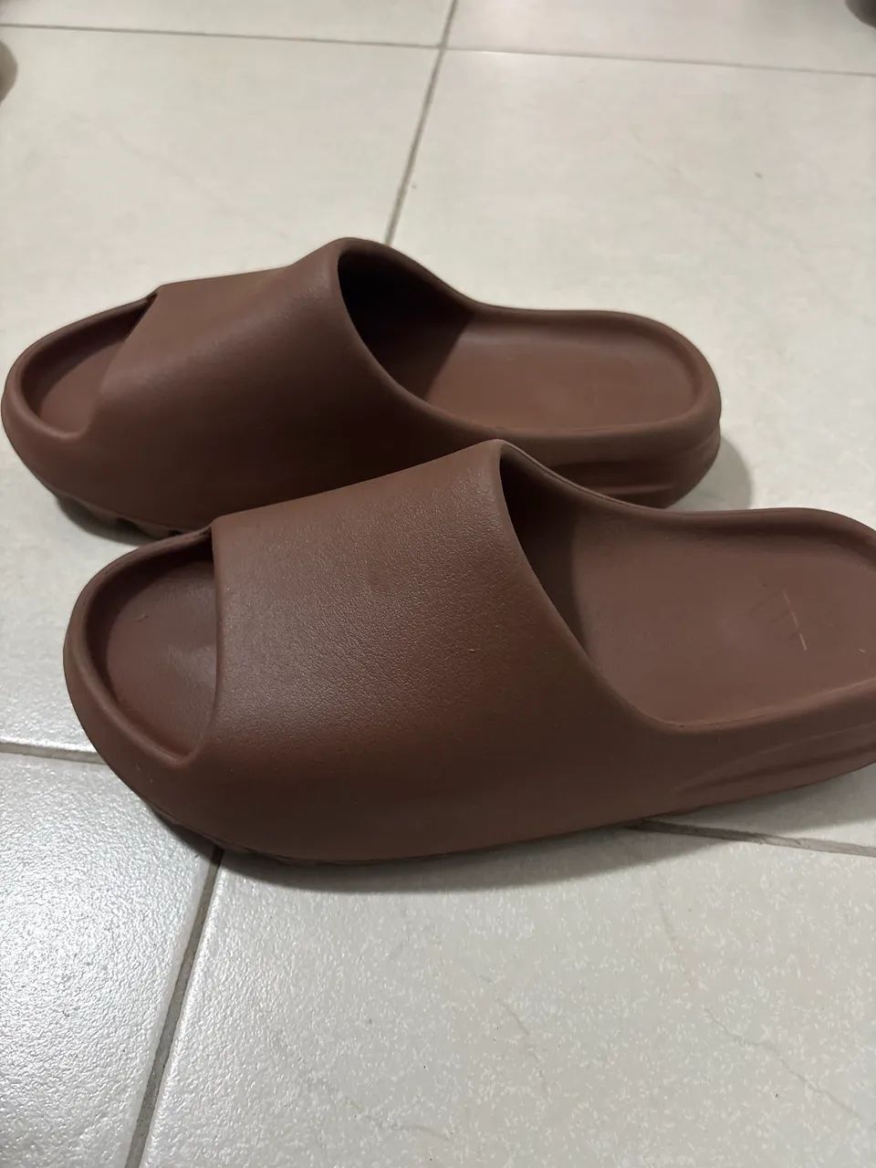 Chinelo Yeezy slide - Foto 2