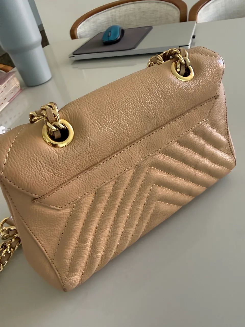 Bolsa Carmem Steffens bege 20cm largura  - Foto 3