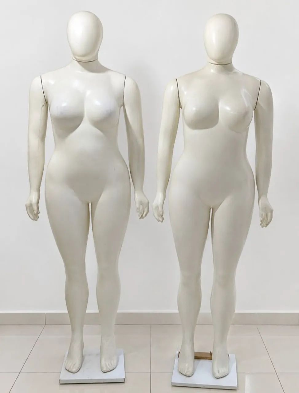 Manequins plus size para loja 