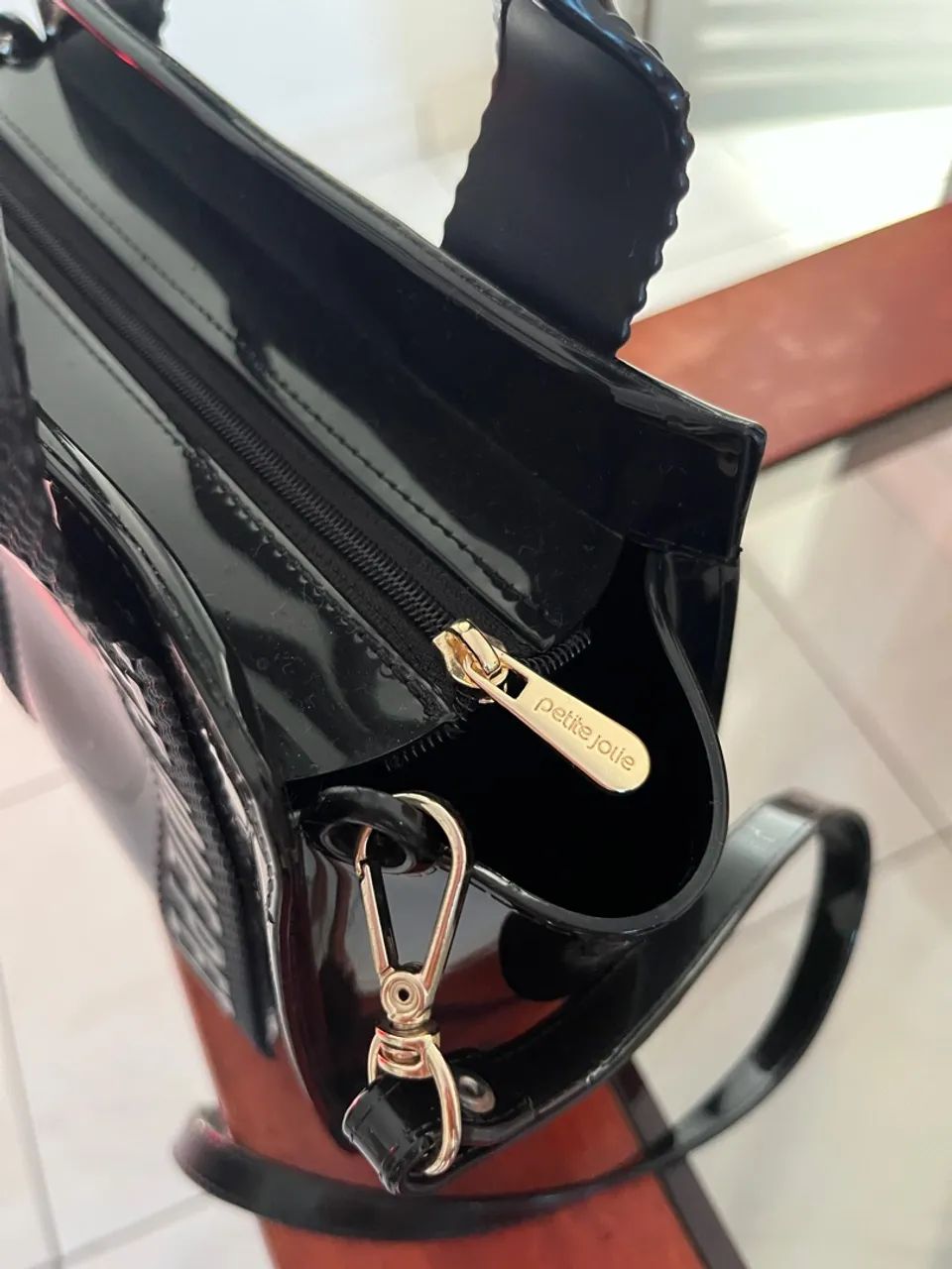 vendo essa bolsa petit jolie original nova  - Foto 4