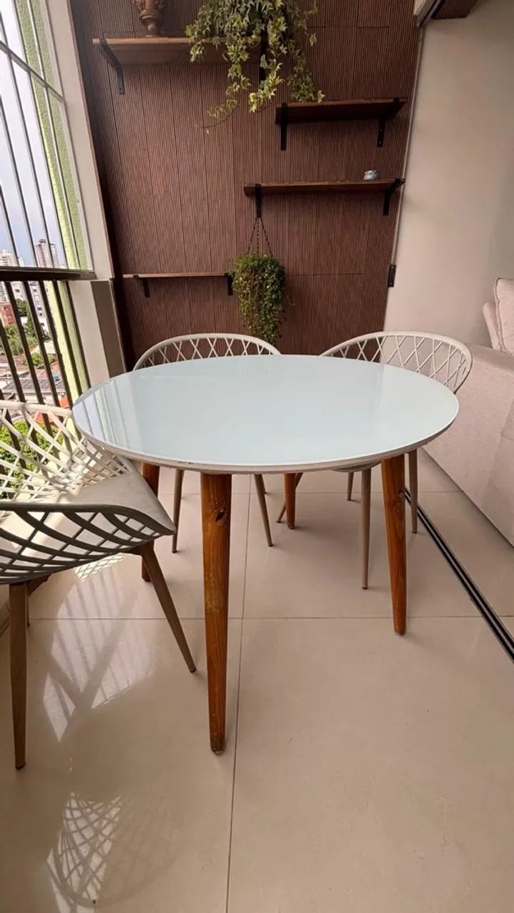 Mesa com cadeiras  - Foto 4