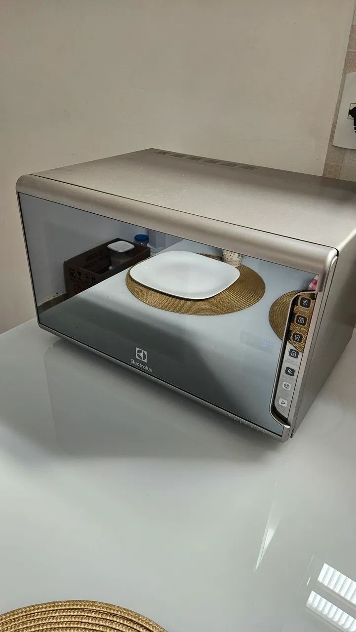 Micro-ondas Electrolux 31L
