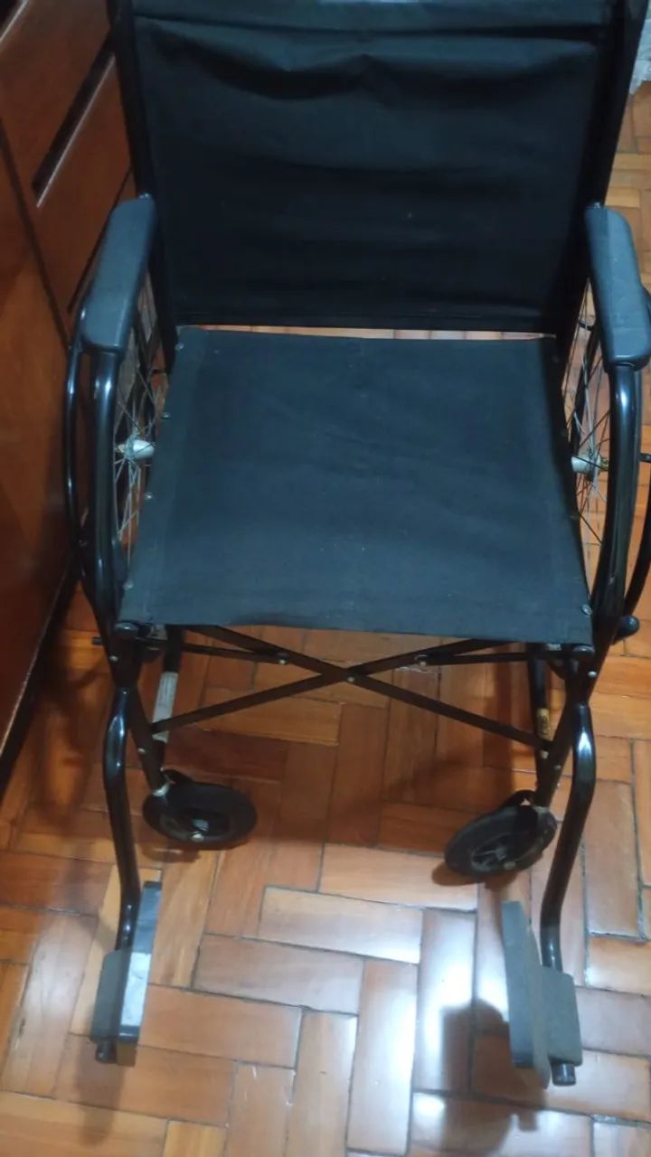 Cadeira de Rodas  - Foto 4