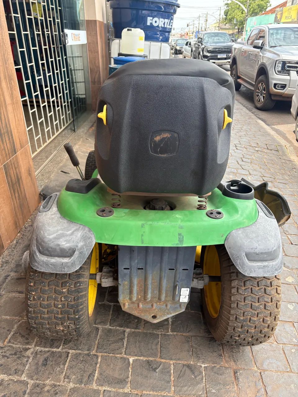 trator cortador de grama da John Deere  - Foto 3