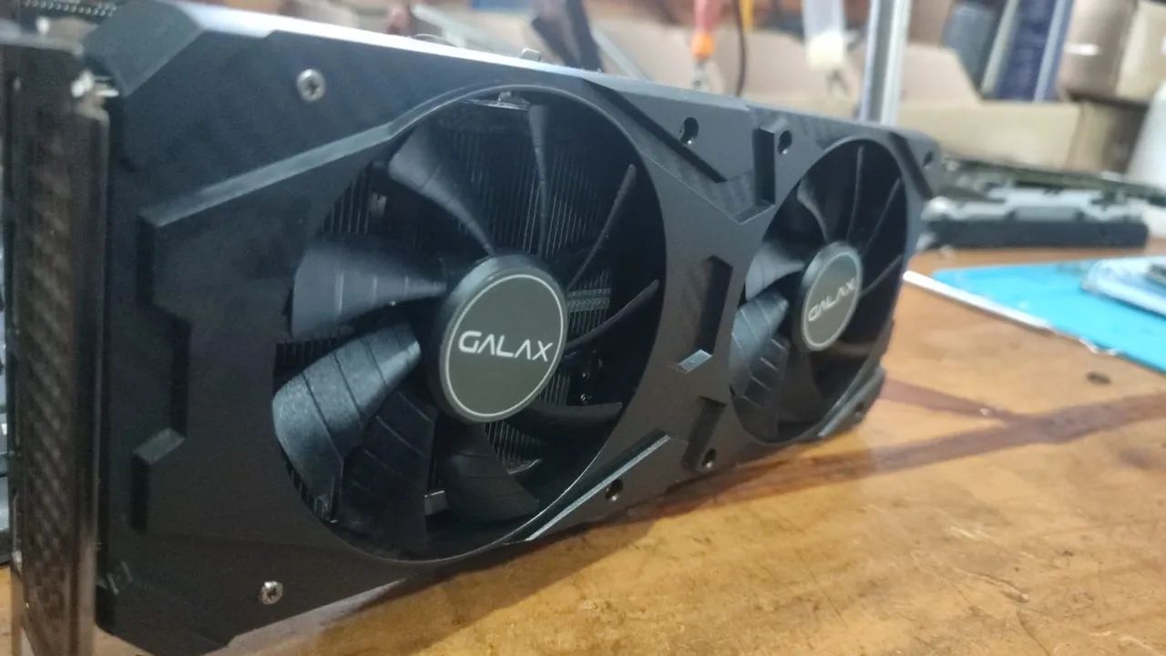 GeForce RTX 3060 12gb 1-CLICK OC (ACEITO OFERTAS)