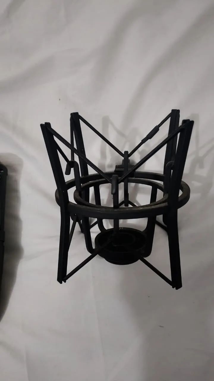 Microfone AKG p420 - Foto 4