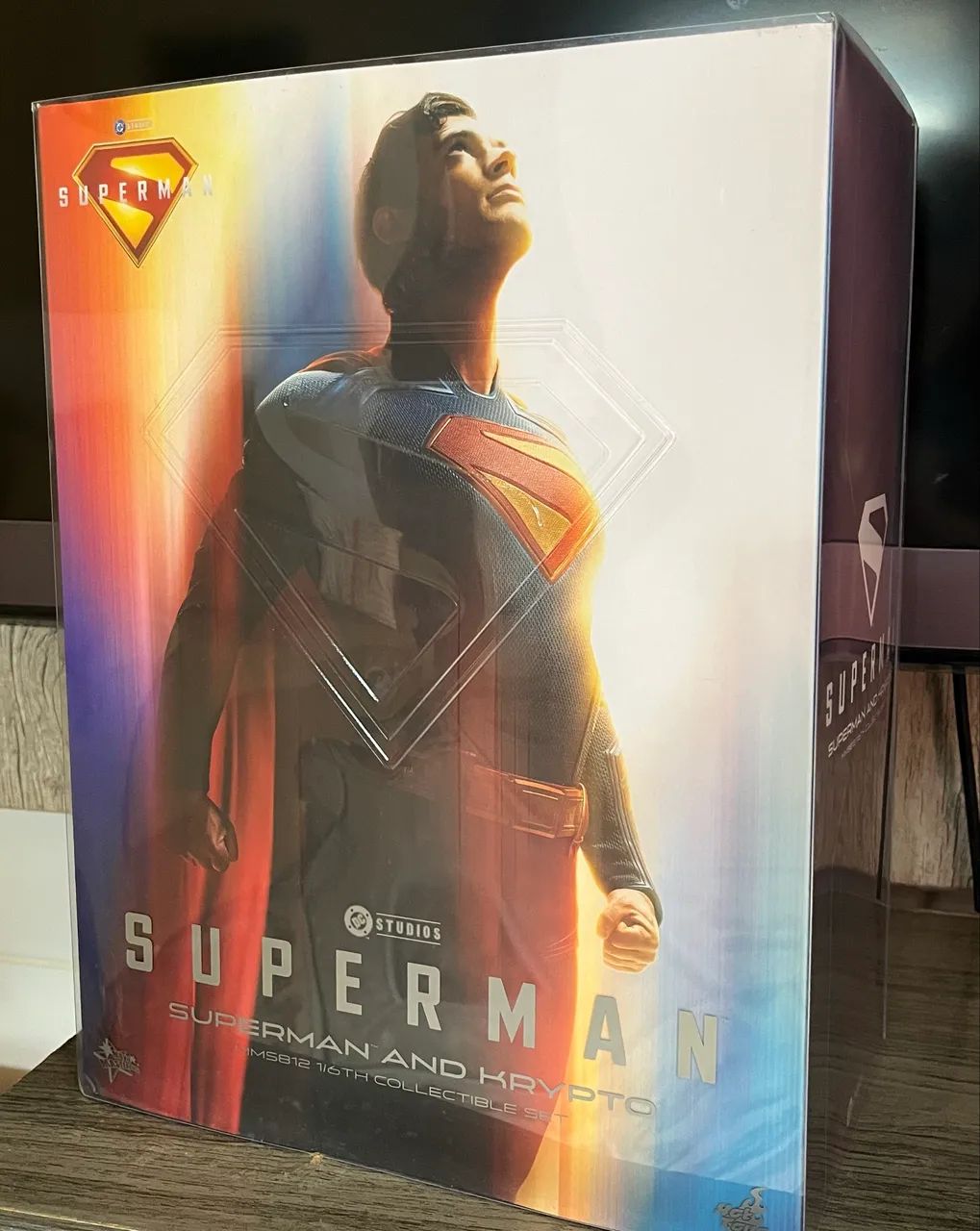 Superman and Krypto - Hot Toys - Foto 2