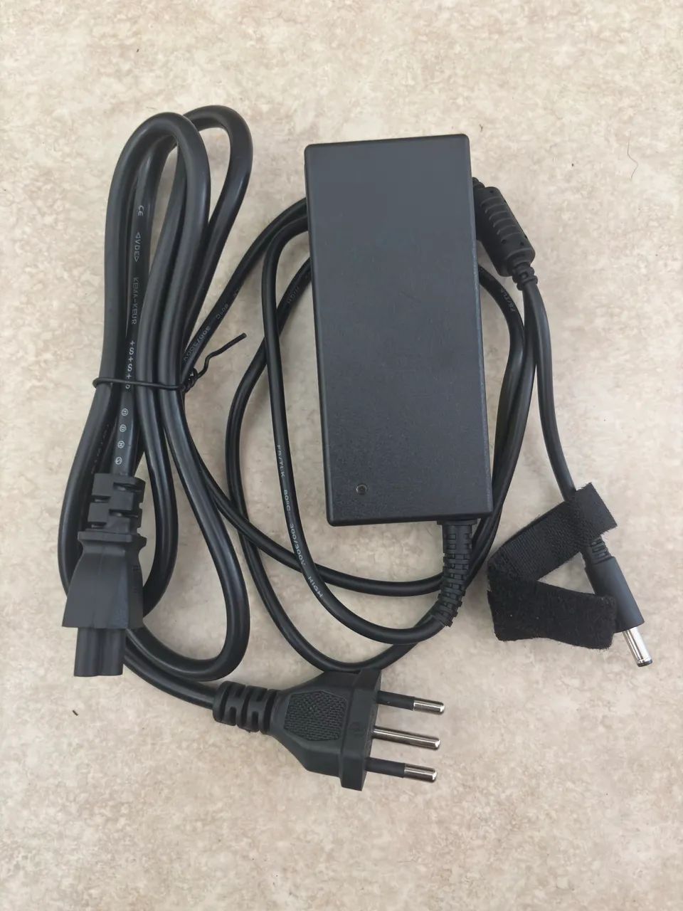 Fonte notebook  65w 19.5v 3.34A - Foto 2