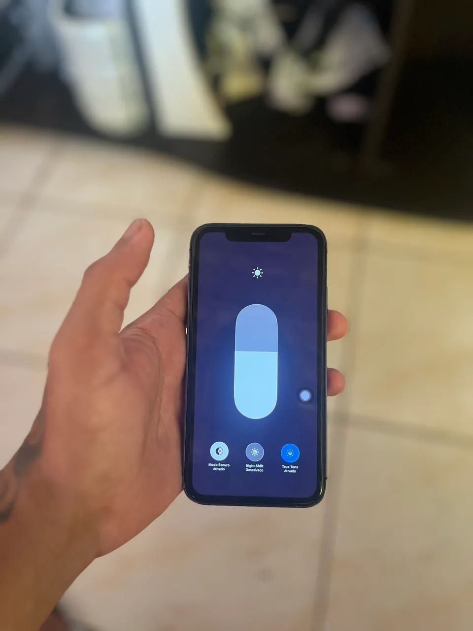 iPhone 11 na carcaça do 16 pro - Foto 2