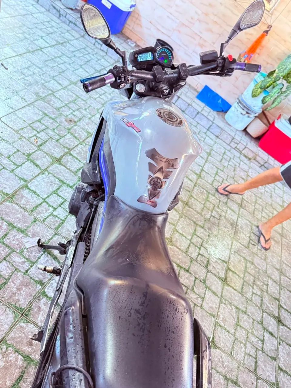XJ6 2015 - Foto 4
