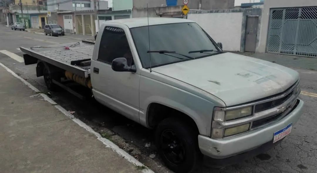 Chevrolet Silverado DLX 4.1 1999