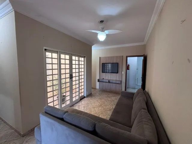  Apartamento com 3 Quartos, 130 m² no Parque Residencial Tuiuti - Maringá/PR - Foto 4