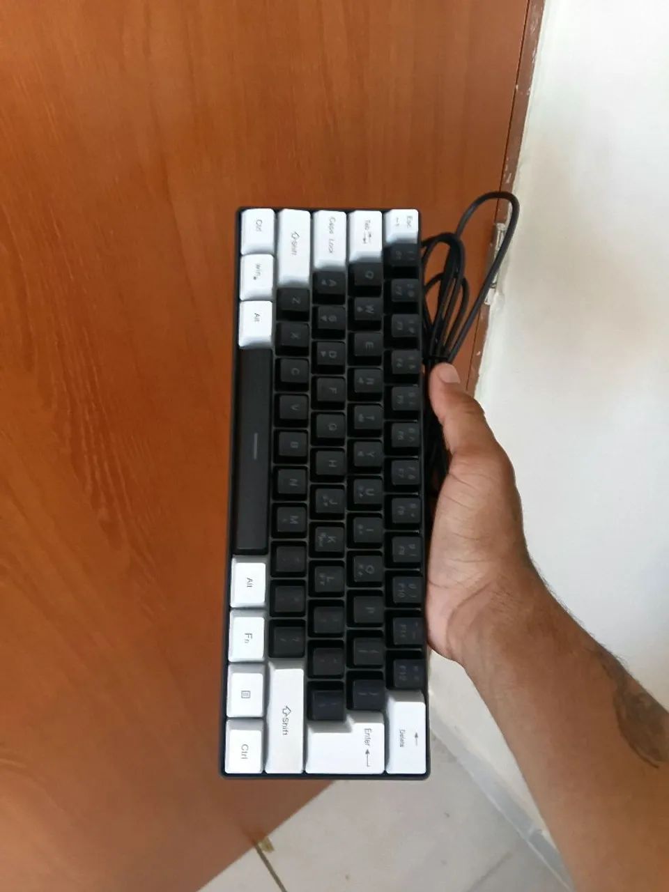 Teclado gamer 61% - Foto 2