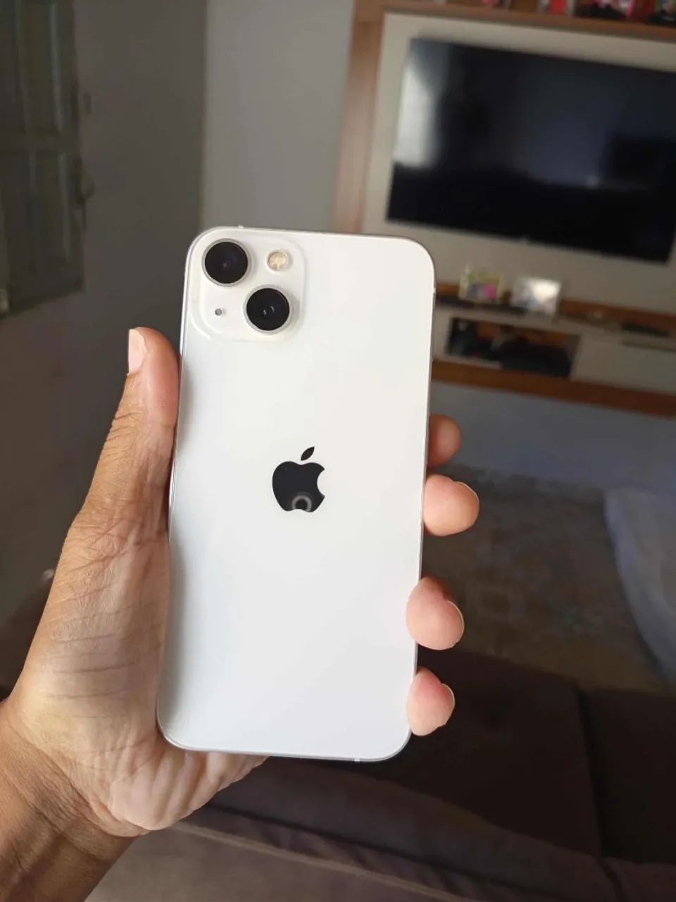 Apple iPhone 13