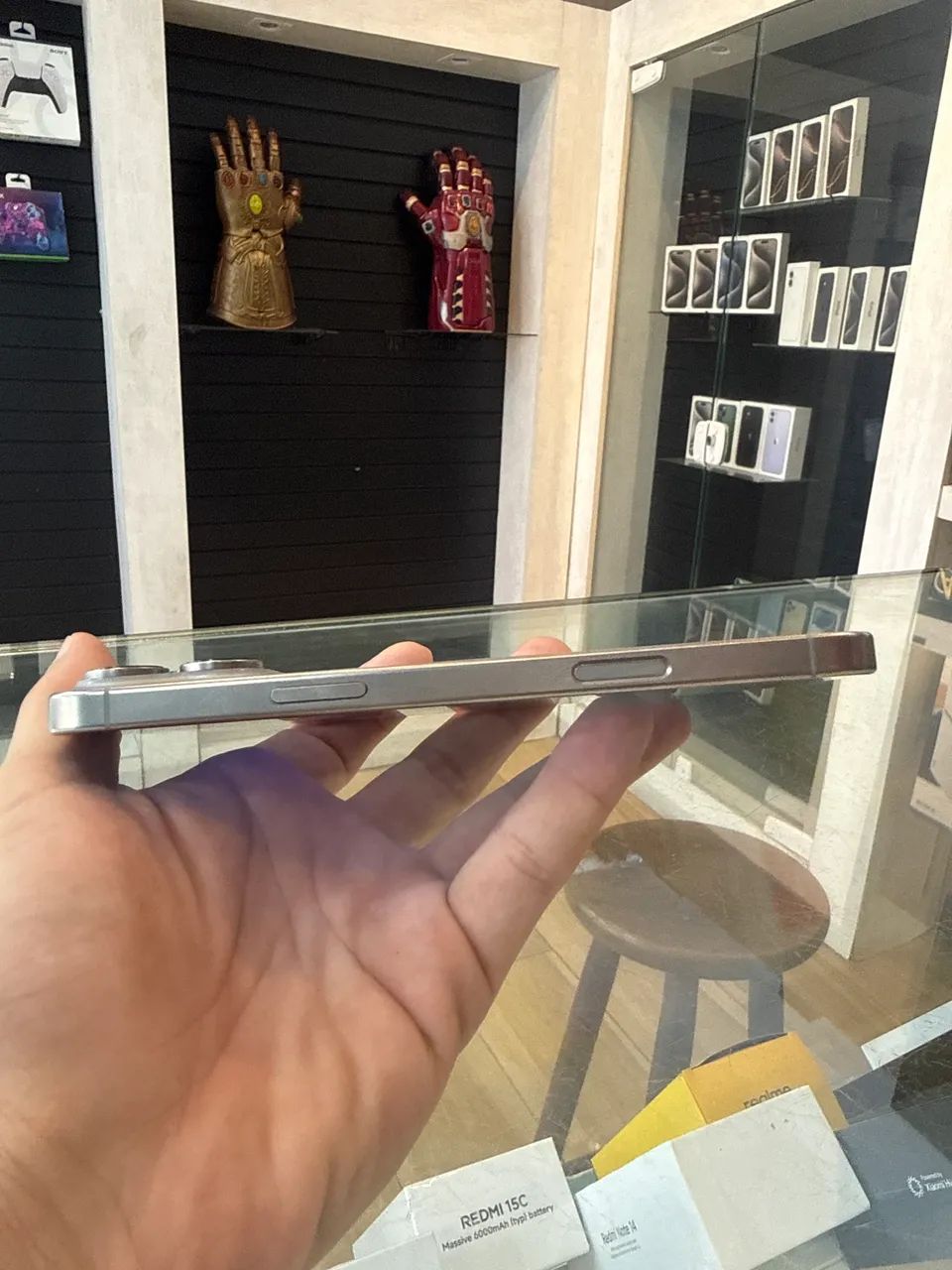 Iphone 16 Pro Max 256 Bateria 99% - Garantia Apple - Foto 3