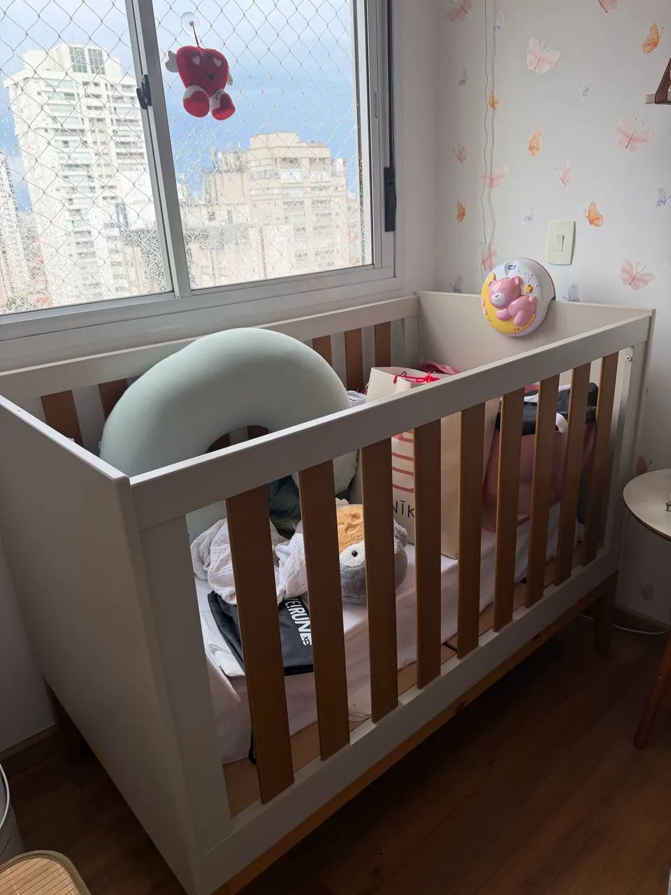 Berço Mini Cama Classic Com Pés Amadeirado