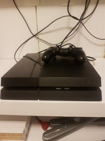 Ps4 slim preto