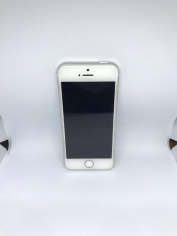 Celular iPhone SE