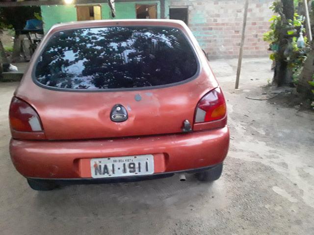 Vende se ou troca se fiesta por gol.ou corsa wim - Foto 2