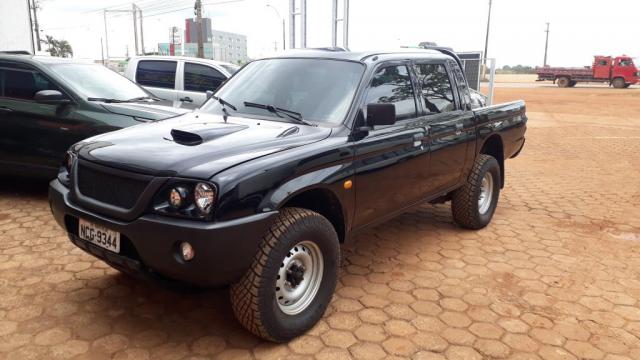 Mitsubishi L200 GL 2.5 4X4 - Foto 2