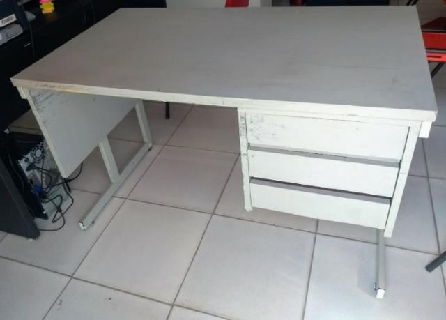 Vendo mesa de escritório - Foto 2