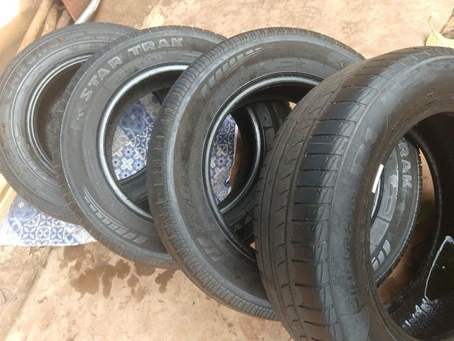 Pneus semi novos