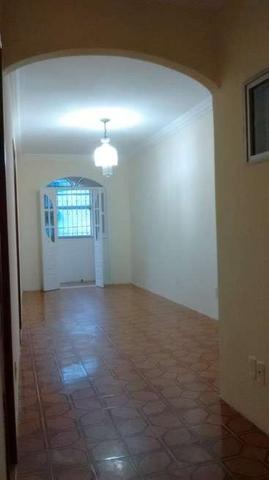 Casa com 2 Quartos à Venda, 68 m² por R$ 110.000