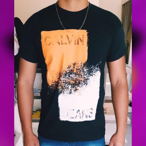 Fornecemos CAMISETAS em atacado pvh - Foto 2