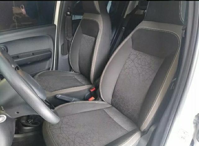 Fiat mobi 1.0 like on flex 2017 - Foto 2