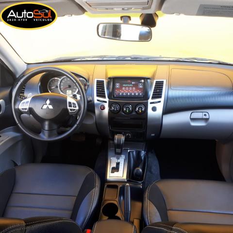 MITSUBISHI PAJERO 2017/2018 3.2 HPE 4X4 7 LUGARES 16V TURBO INTERCOOLER DIESEL 4P AUTOMÁT - Foto 3