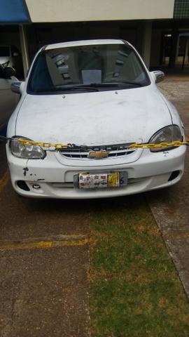 Vende-se um corsa hatch ano 96/97