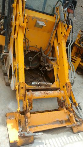 Braço "H" Mini retroescavadeira JCB 1CX, p/n 290/04400 - Foto 3