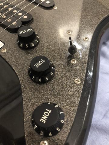 Guitarra Squier HSS Affinity - Foto 6
