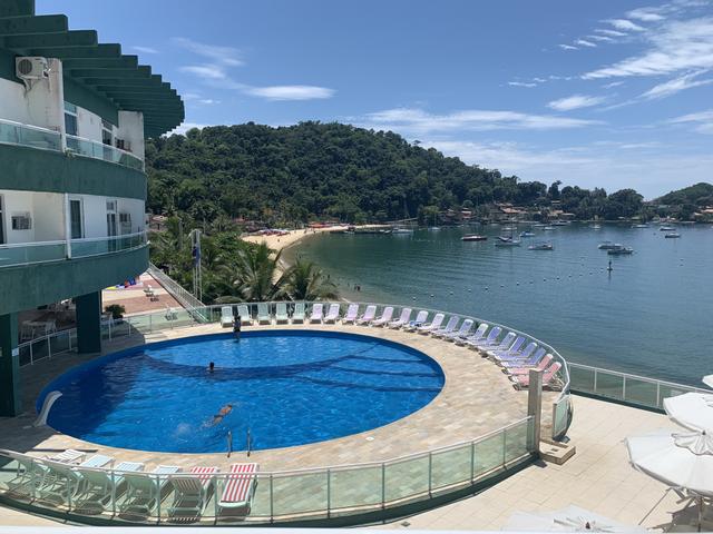 Vendo apartamento flat angra inn frente para o mar em angra