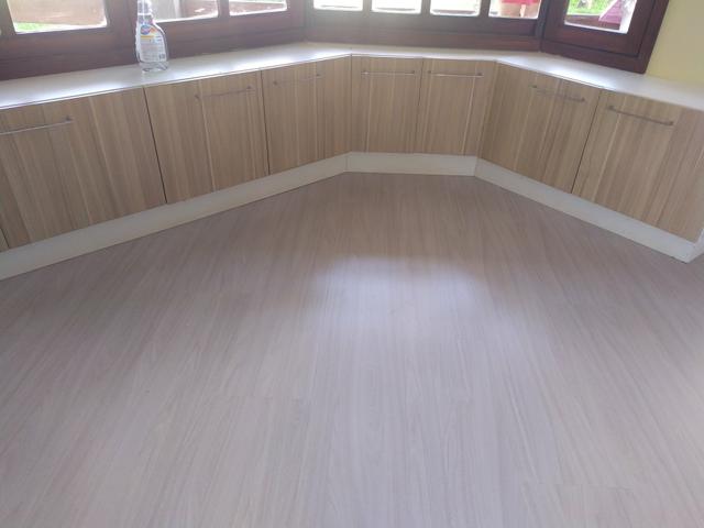 Piso laminado e vinílico - Foto 4