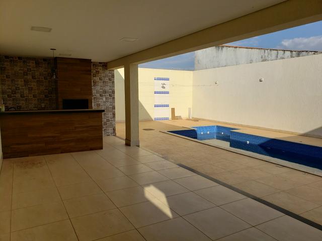 Linda casa Rua 12 condomínio vazado estrutural - Foto 4