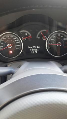 Vendo veículo Pálio 1.4 completo com placa Mercosul