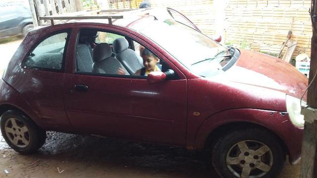 Vendo ford ka ano 99 3.100