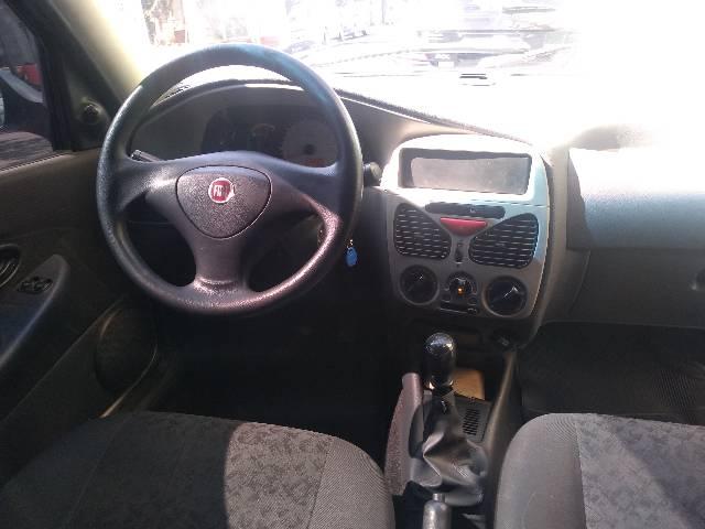 Palio 68000 km completo 2010 carro de garagem - Foto 5
