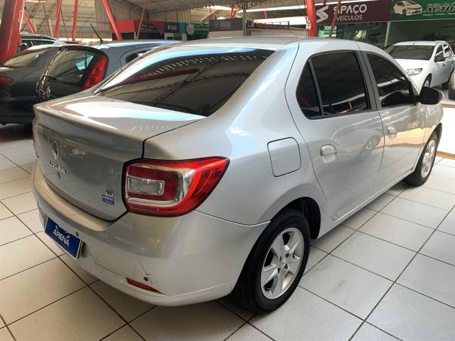 LOGAN 2014/2015 1.6 DYNAMIQUE 8V FLEX 4P MANUAL - Foto 4