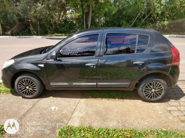 Sandero com paracelas de consórcio