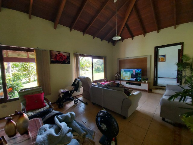 Velleda oferece espetacular sítio de 2000 m², condomínio Goufe IV, ac troca - Foto 2