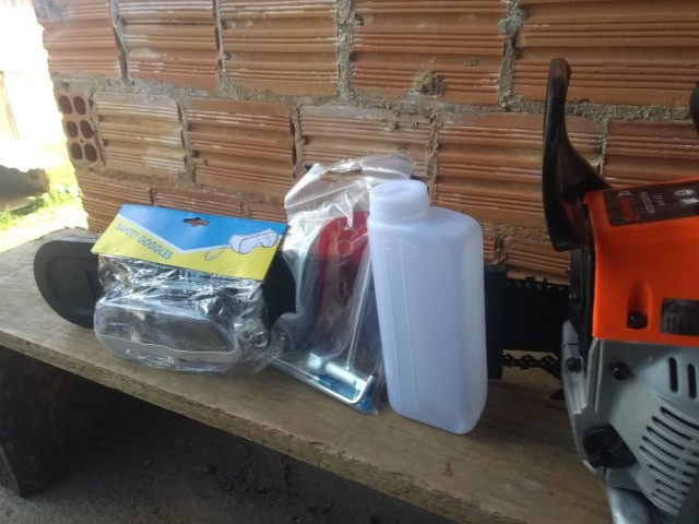 Moto serra a gasolina yamasaky modelo MY 62 nova na caixa sem uso