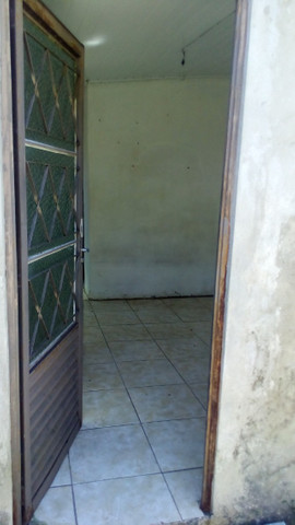 Alugo pequena casa - Ideal para uma pessoa - Foto 12