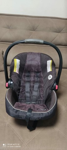 Bebê conforto Graco + Base + Brinde