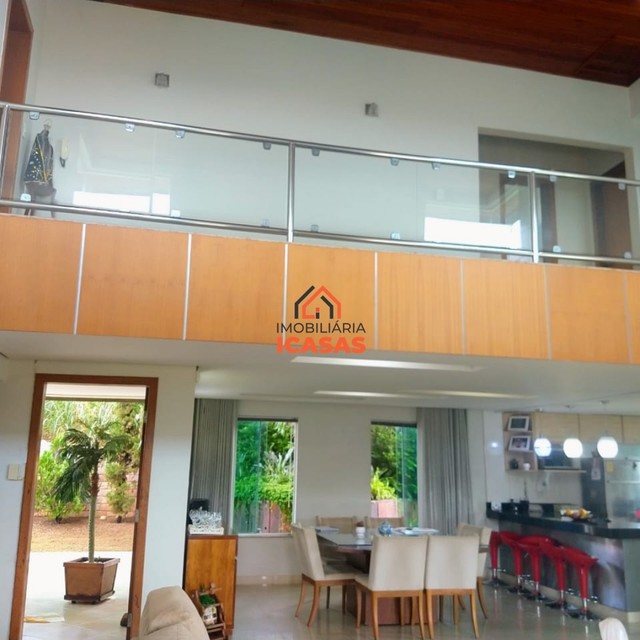 Casa no condomínio para venda, possui 230 m², com 03 quartos, Quintas da jangada - Ibirité