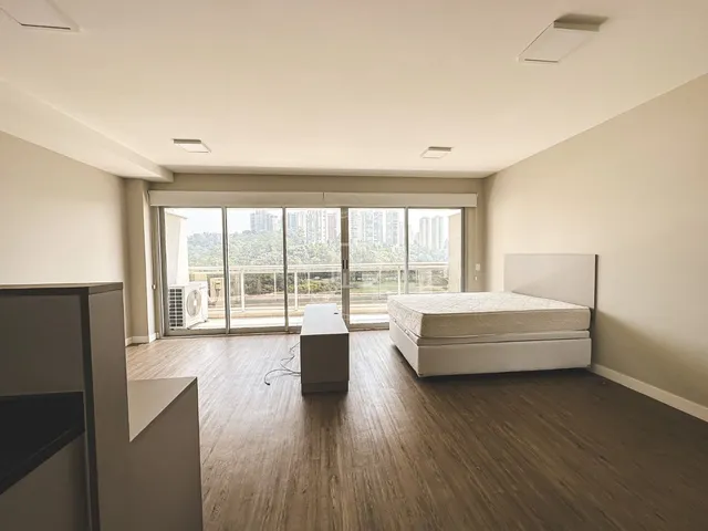 Studio para locação com vaga de garagem