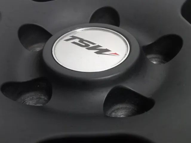Jogo rodas liga leve esportivas TSW 17 com pneus Pirelli Golf/Jetta TSI, Audi, etc..
