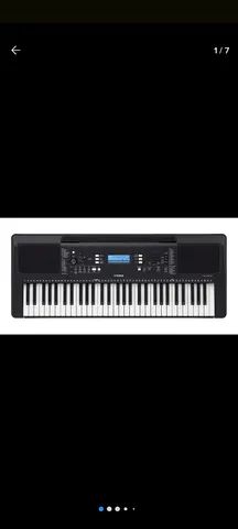 Teclado musical Yamaha PSR Series PSR-E373 61 teclas preto