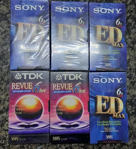 Fitas VHS lacradas cada uma 25 reais